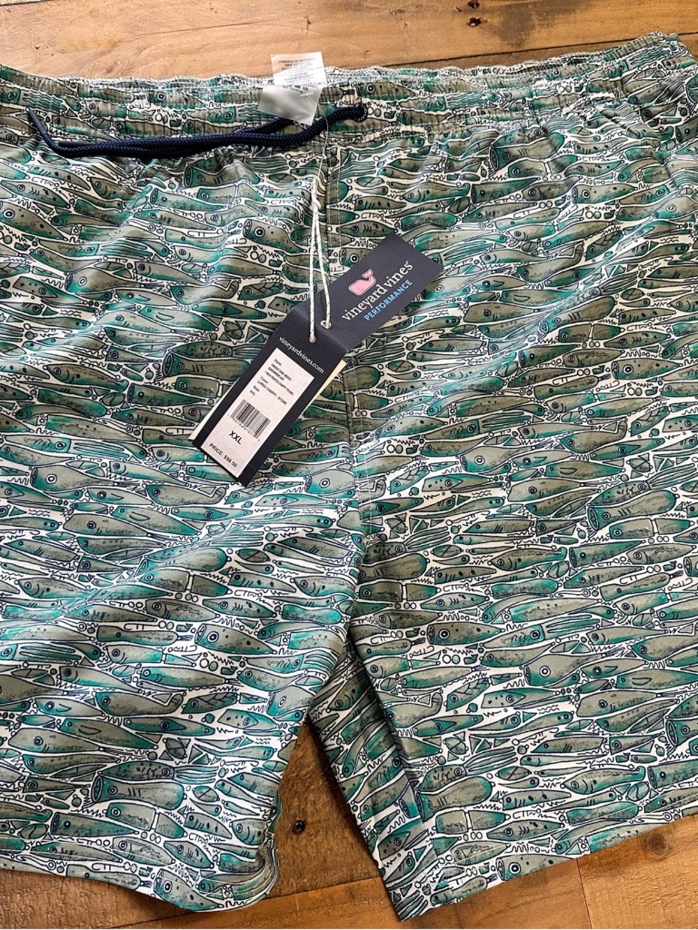 Vineyard Vines Men’s Green & Teal Fish Pattern Swim Trunks